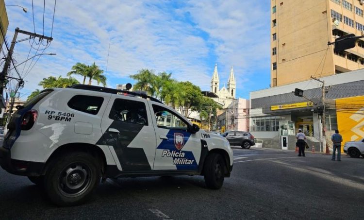 Polícia Militar prende mulher em flagrante por furto em loja no Centro de Cachoeiro