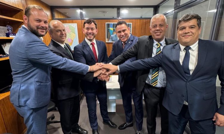 [Eleições 2026] Arnaldinho busca apoio em Brasília e sinaliza filiação ao PP para disputar eleição