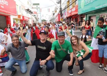 [Nova Venécia] Em clima de festa italiana, Casagrande anuncia investimentos em Educação, Infraestrutura e Saúde