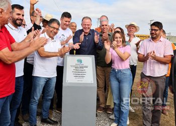 [Estado] Casagrande inaugura obras e anuncia reconstrução de escola em Baixo Guandu