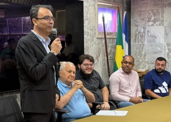 [Cachoeiro] Rogério Athayde assume Secretaria de Administração