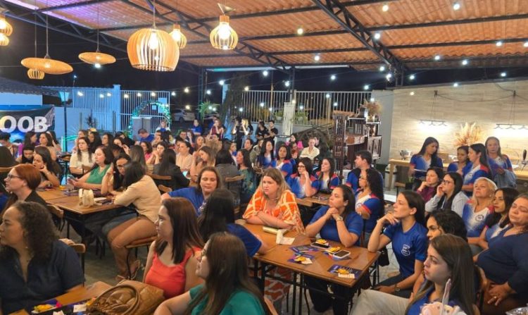 [Muniz Freire] Evento debate inclusão de pessoas com autismo e reúne profissionais e familiares