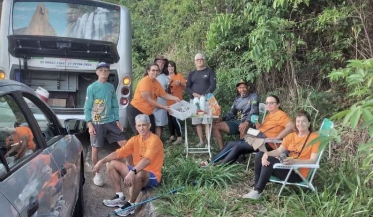 Romeiros caminham 760 km de Afonso Cláudio (ES) até Nossa Senhora Aparecida (SP)