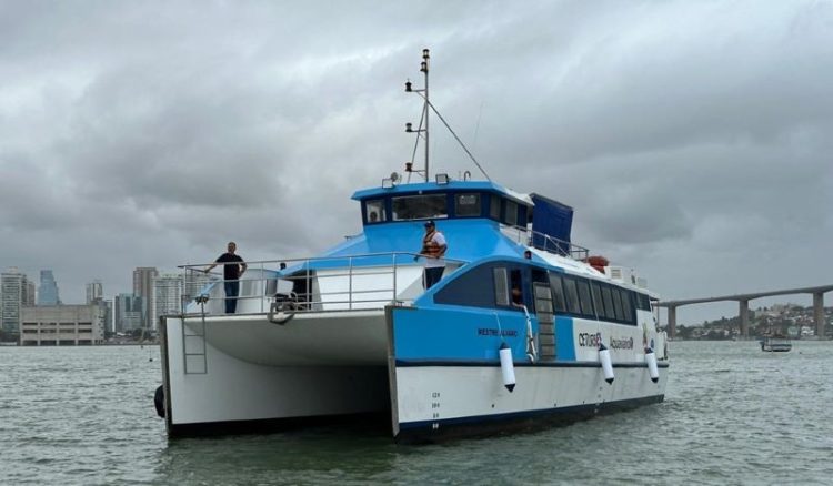 Nova embarcação entra em operação e amplia capacidade do Sistema Aquaviário
