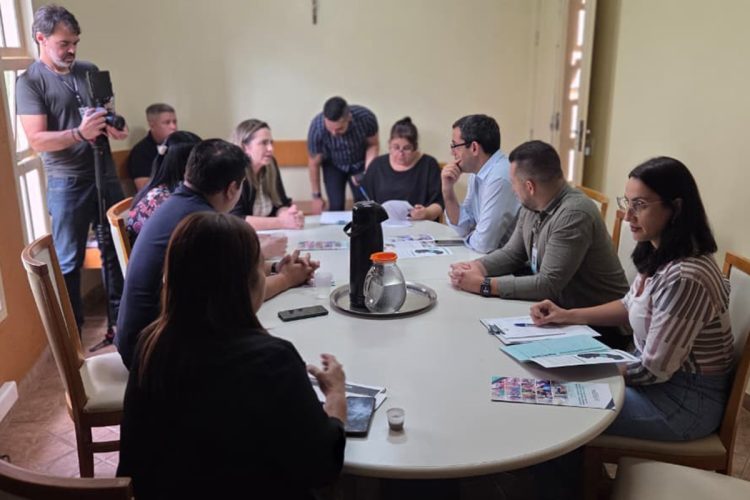 [Ales] Comissão de Saúde faz visita técnica a hospitais da Região Serrana