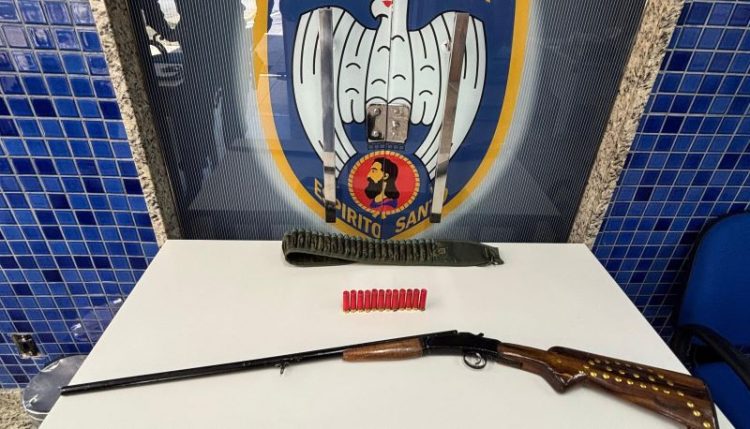 [Castelo] PM prende homem que disparou espingarda contra a companheira