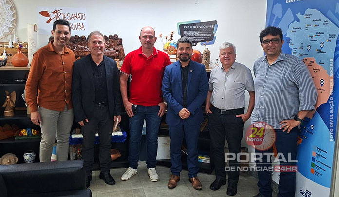 Marataízes avança em parceria com a ADERES e busca fomentar empreendedorismo local