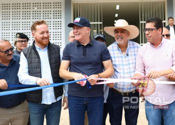 Estado inaugura novas escolas e primeira etapa de obras em centro de evento em Brejetuba