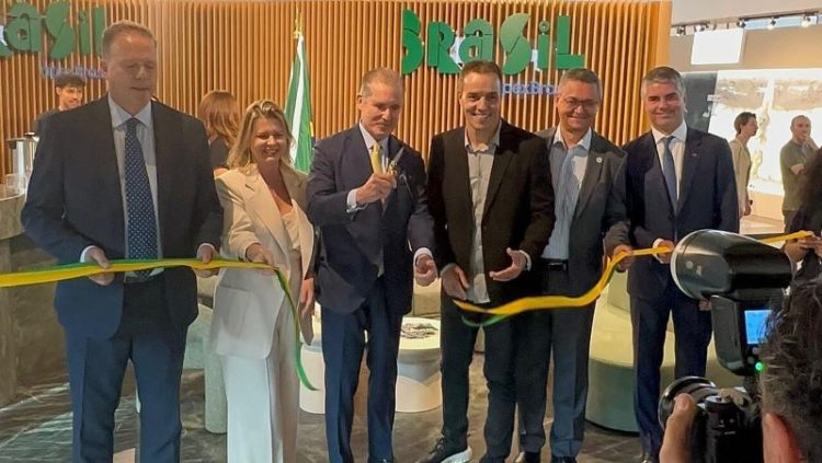 [Itália] Brasil faz história na Marmomac com hall exclusivo e forte presença institucional