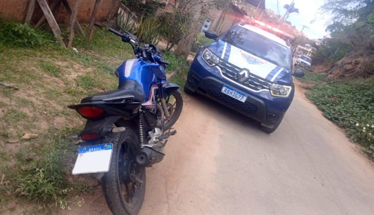 GCM recupera motocicleta furtada abandonada em Cachoeiro