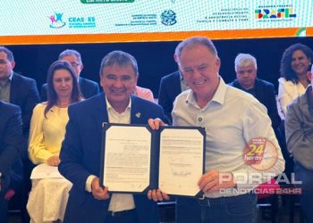 [Estado] Renato Casagrande formaliza adesão do Espírito Santo ao Programa Acredita no Primeiro Passo