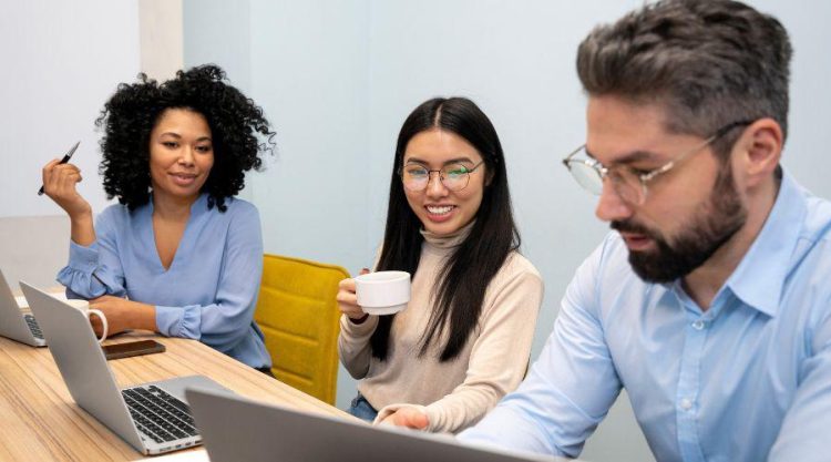 [Vila Velha] Palestra ensina empreendedor a comercializar com o poder público
