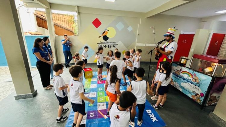 [Cachoeiro] Estudantes recebem orientação sobre educação ambiental