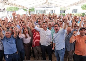 Ricardo Ferraço autoriza pavimentação da ES-493 em Divino de São Lourenço