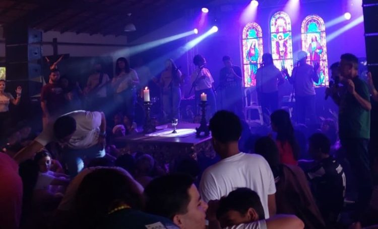 [Marataízes] Jovens se preparam para o “Renascer da Juventude”. Veja a programação!