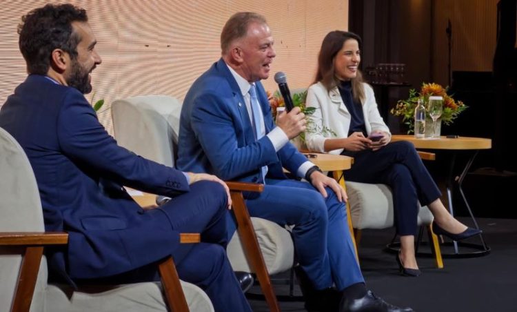 Casagrande destaca avanços da Educação Integral do Espírito Santo em evento nacional