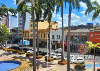 Cachoeiro Cívico-Cultural reforça orgulho e identidade na Praça Jerônimo Monteiro