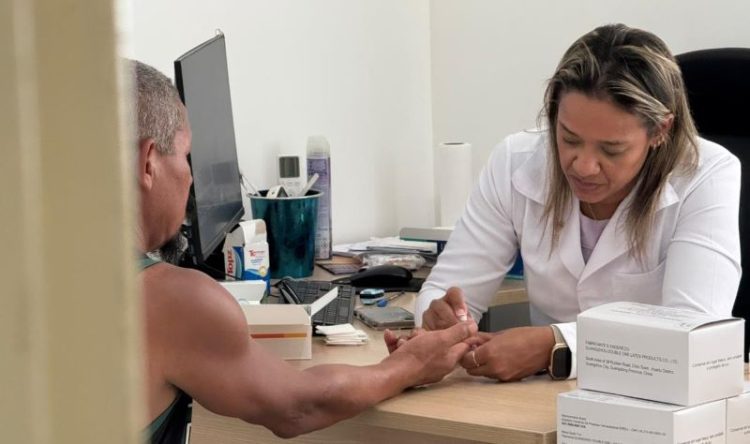 [Marataízes] Centro POP promove ação voltada à saúde de moradores de rua