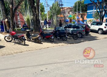 [Kennedy] Magia do Natal já chegou no município com luzes e Papai Noel