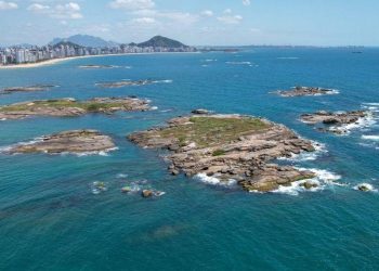 [Vila Velha] Prefeitura reforça orientação para visitação das ilhas Itatiaia e Pituã