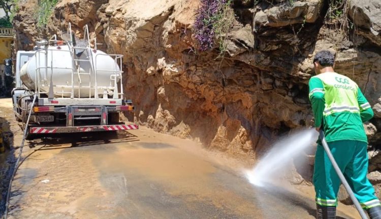 [Cachoeiro] Prefeitura libera tráfego na Ponte de Ferro após serviços de desobstrução