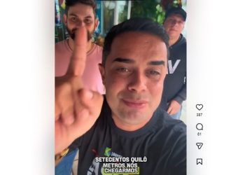 Léo Camargo participa de “Marcha pela Liberdade” com Nikolas Ferreira