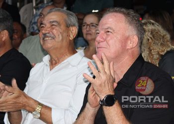 [Vídeo] Em Marataízes, Governo do Estado autoriza segunda etapa de obras de infraestrutura e realiza entregas