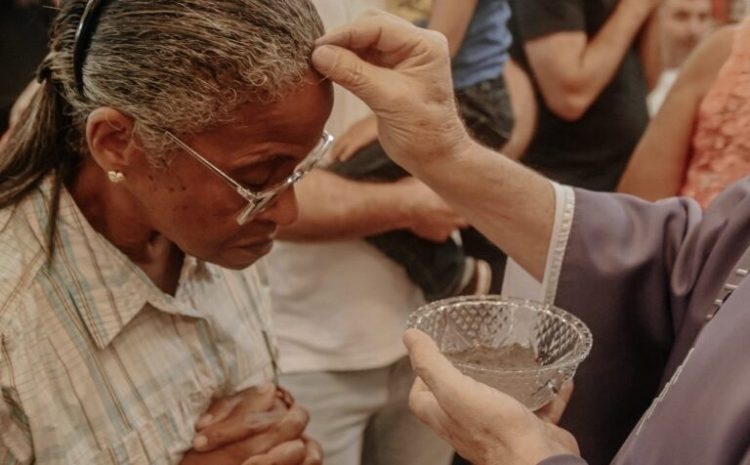 Diocese de Cachoeiro disponibiliza repertório litúrgico completo da Quarta-feira de Cinzas