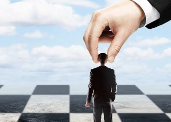 Artigo • A luta pelo poder