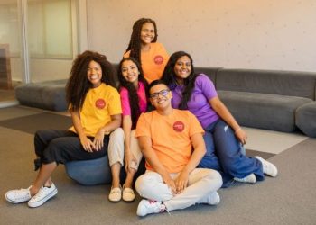 Suzano e Instituto Coca-Cola Brasil vão capacitar 60 mil jovens em situação de vulnerabilidade