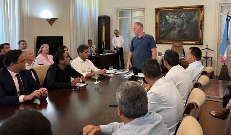 [Mimoso do Sul] Estado anuncia novos investimentos em habitação, mobilidade e prevenção de cheias