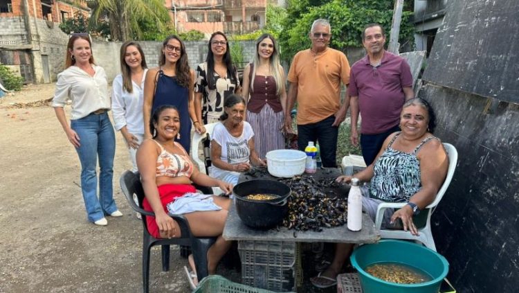 Marisqueiras de Marataízes e Cariacica trocam experiências