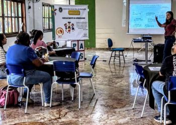 [Marataízes] Seminário reforça leitura e interpretação de textos nas escolas municipais